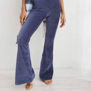 aerie baby blue flare pant size xs